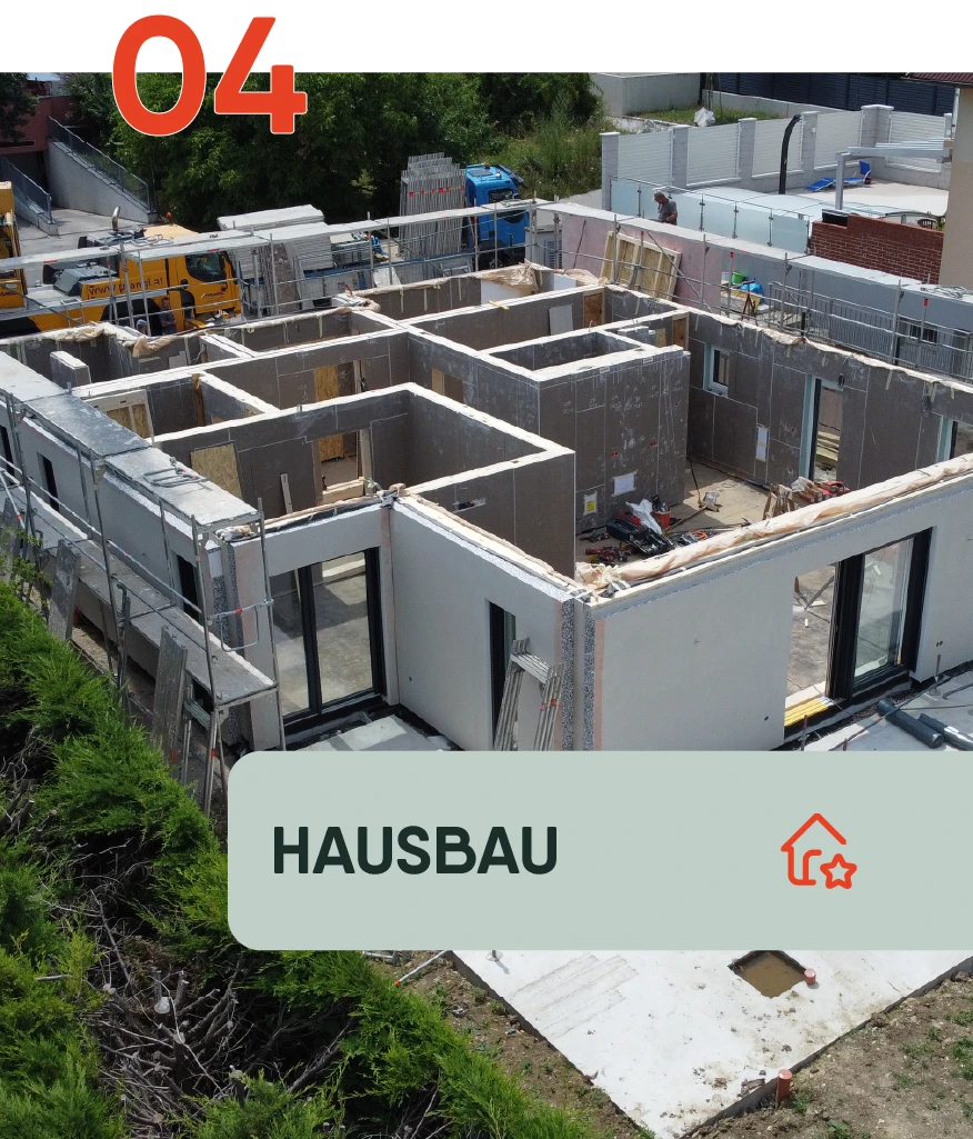 Fertighaus-Aufstellung inklusive Beschriftung "Hausbau"